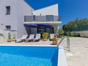 Holiday Home Villa Leonardo by Interhome